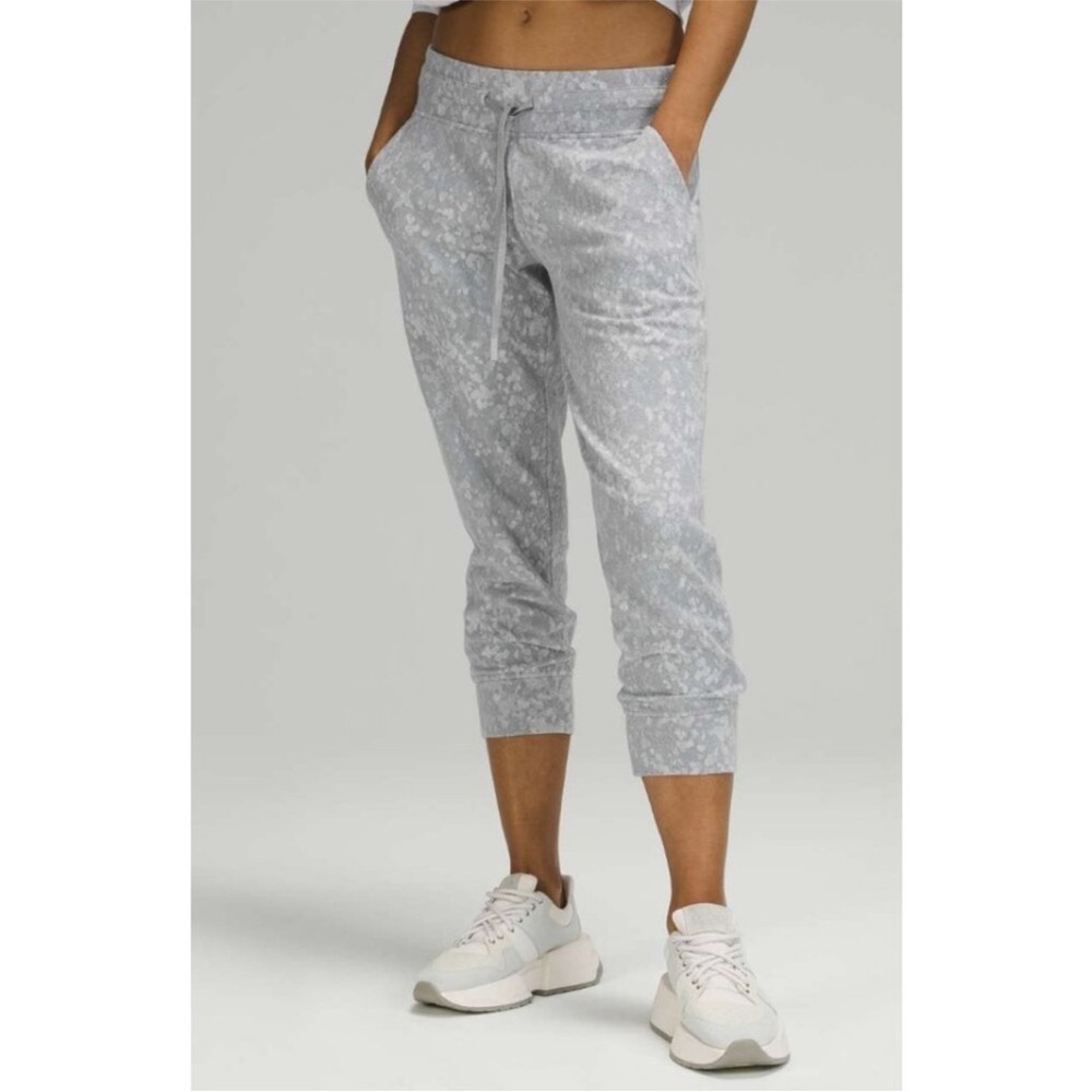 Lululemon Ready to Rulu Jogger Crop